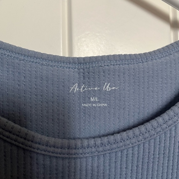 Blue Ribbed Crop Top - Picture 3 of 4